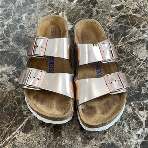 Birkenstock women’s 38 rose gold sandal